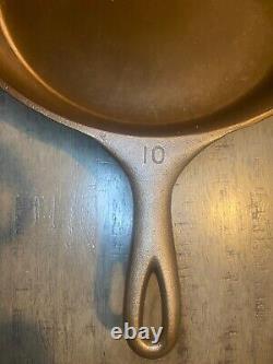 Wagner ware #10 cast iron skillet 1060s Seasoned x 5 Sits flat, excellent shape