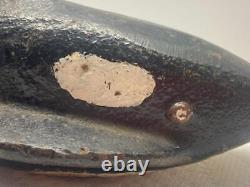 Art populaire VTG 9.5 et pèse 7 lbs. BAC À PORTE EN FONTE EN FORME DE BALEINE PEINT À LA MAIN