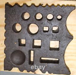 Bloc de forge en fonte antique 165 lbs