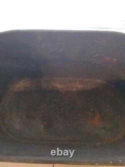 Chaudière antique en fonte pour jambon : 20 pouces de longueur x 11 pouces de largeur x 10 pouces de hauteur, plus de 20 livres, utilisée.