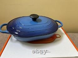 Couvercle de four à casseroles Le Creuset en fonte ovale bleu myrtille Signature 31 3,75L.