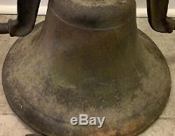 Énorme Old Lourd 52lbs Cast Antique Fer / École Bronze Church Farm Cow Dinner Bell