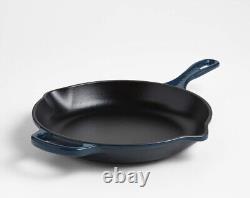 La Poêle en Fonte Émaillée Le Creuset de 10.25 Pouces, Nuit, Neuf