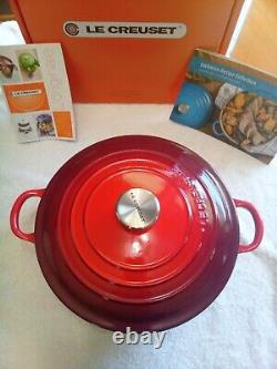 La marmite à risotto Creuse 3,5 QT. Rouge Cerise en fonte émaillée Tout Neuf
