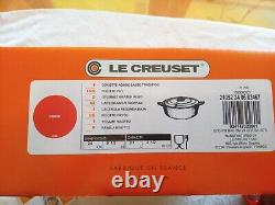 La marmite à risotto Creuse 3,5 QT. Rouge Cerise en fonte émaillée Tout Neuf