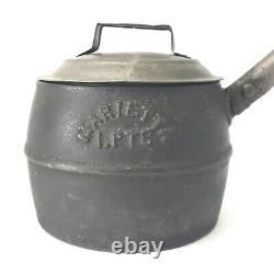 Marmite en fonte antique avec couvercle en étain et poignée latérale tubulaire MARIETTA 1 Pinte