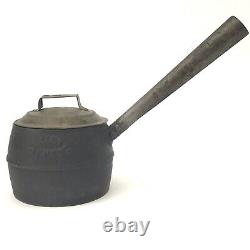 Marmite en fonte antique avec couvercle en étain et poignée latérale tubulaire MARIETTA 1 Pinte