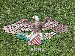 Plaque murale en fonte vintage lourde de 40 livres avec aigle chauve et bouclier 33x15 pouces