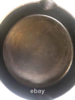 Poêle à frire GRISWOLD Vtg (719 D) n° 12 en fonte avec petit logo et anneau de chauffage