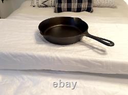 Poêle en fonte Griswold 699A #6 Grand logo incliné bloc + anneau de chaleur