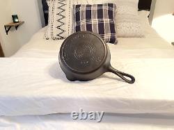 Poêle en fonte Griswold 699A #6 Grand logo incliné bloc + anneau de chaleur