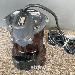 Pompe de puisard submersible en fonte Liberty Pumps 257 1/3 HP NEUF, sans boîte