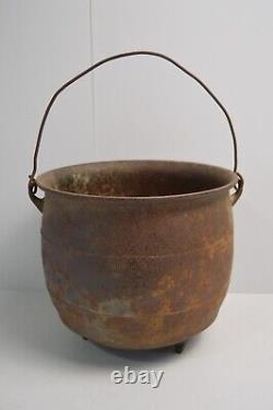 Pot à haricots en fonte ancienne BQ8 Collectionneur Chaudron Métal Feu de camp 10 livres 3 pieds