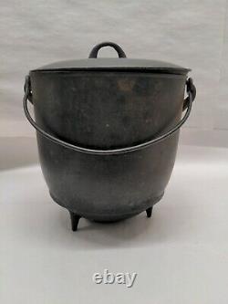 Rare Antique 18ème C. Pot De Haricots En Fonte Avec Limace