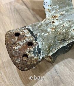 Rare Antique Weathered Cast Iron American Eagle 28 Lbs Historic Decor <br/>Traduction en français: Rare Aigle américain en fonte antique et patiné de 28 livres, décoration historique.