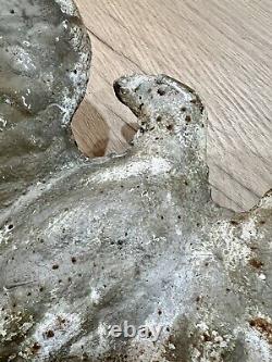 Rare Antique Weathered Cast Iron American Eagle 28 Lbs Historic Decor<br/>Traduction en français: Rare Aigle américain en fonte antique et patiné de 28 livres, décoration historique.