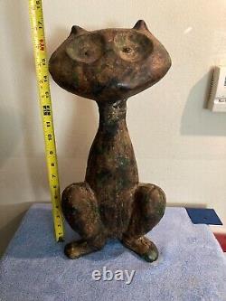 Sculpture de chat en fonte moderne du milieu du siècle en métal, hauteur de 17 pouces, 14 livres.